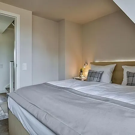 Casa de Férias Reetdach Friesenhaus Listperle *